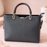 کیف چرم  دستی زنونه کد ۱۴۲۵۷